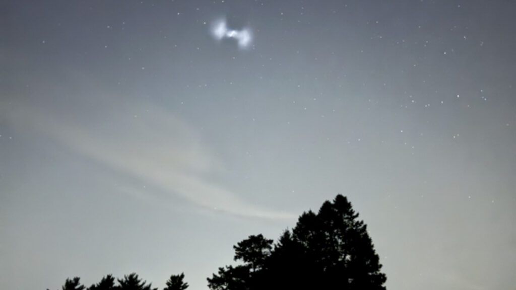 Ghostly ‘spiral’ photobombs Perseid meteors over several US states — and experts are unsure what caused it Pwaqgepqzwpbafbaups4ek.jpg