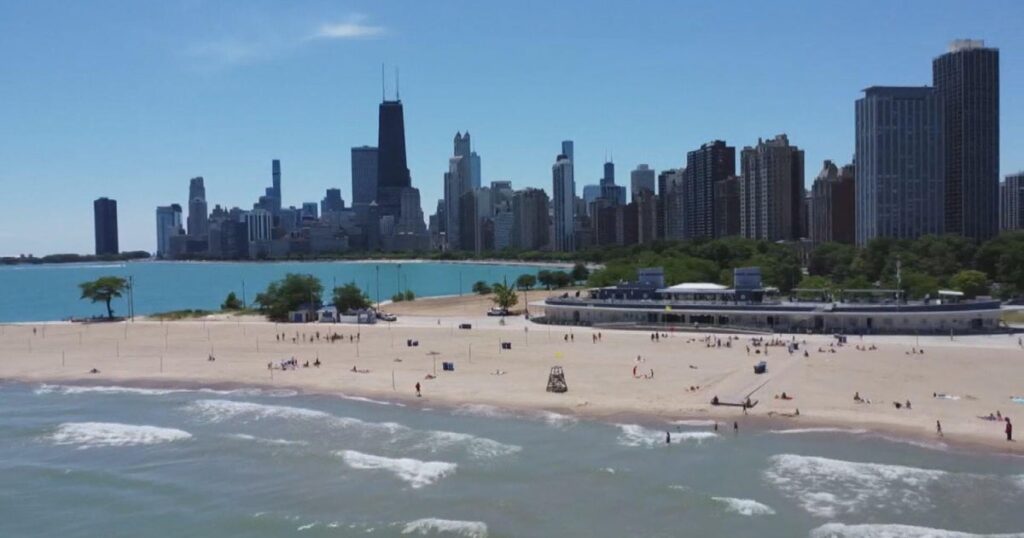 Chicago tourism officials try to shift focus from crime to culture 090525 chicago beach skyline.jpg