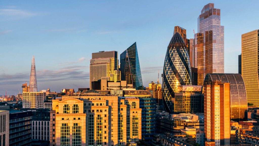 108173709 1752817102830 gettyimages 1945516328 london 1871.jpeg