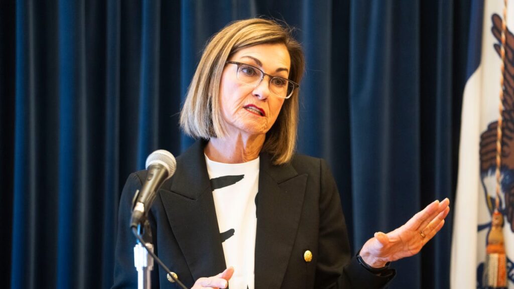 86332994007 092425 reynolds education presser ls 01.jpg