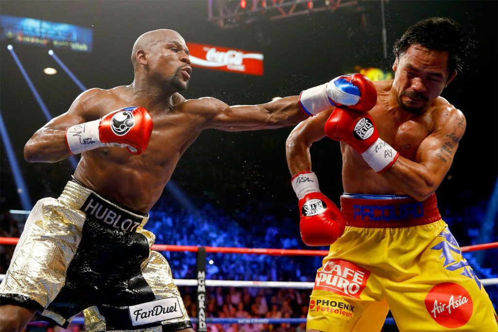Floyd mayweather jr ducks philippines manny pacquiao may 2 2015.jpg