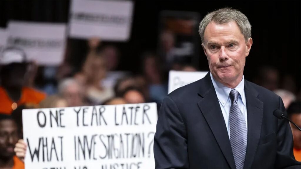 Workers describe ‘toxic’ culture in Mayor Joe Hogsett’s city hall – Indianapolis News | Indiana Weather | Indiana Traffic Online crop workers describe ‘toxic culture in mayor joe hogsetts city hall from mirror indy.jpg