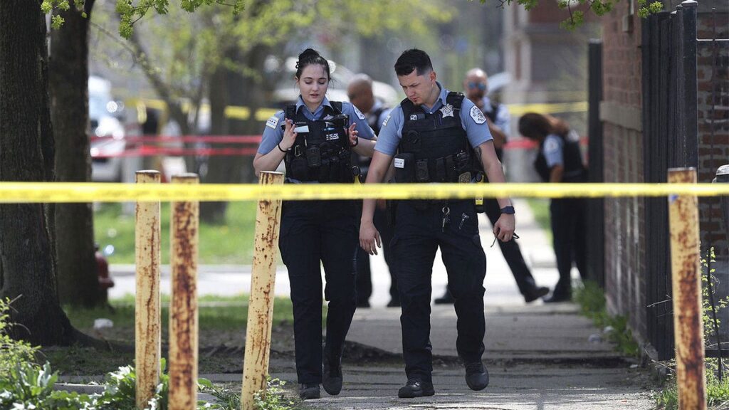 Two toddlers shot in chicago 3.jpg