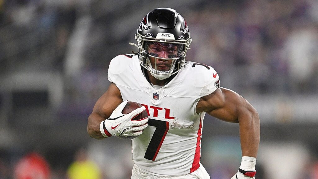 Bijan robinson falcons vikings.jpg