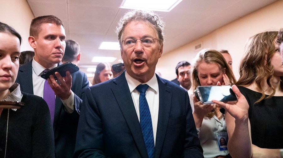 Gay CDC official’s ‘lifestyle’ disqualified him from government D55668ac5e9fe19982b0ad2ea1c9f0b5.jpeg