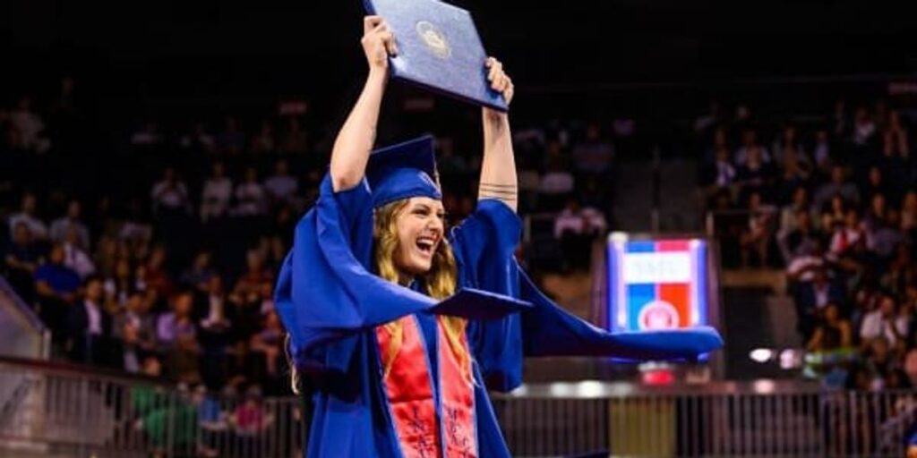 CultureMap DallasSMU makes LinkedIn list of 50 best U.S. colleges for career successSouthern Methodist University offers a lot of return on investment for its pricey tuition: The Dallas university lands at No..4 minutes ago Smu cox school of business smu graduate graduation southern methodist university.jpg