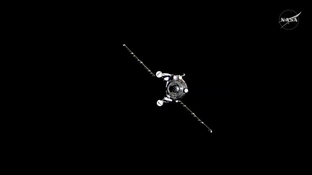 Russian Progress spacecraft arrives at the ISS with 2.8 tons of cargo Zstzv5s4nm7hjf4phffgqm.jpg