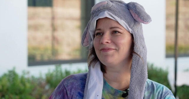 CBS NewsThe Uplift: A noble lifeDavid Begnaud looks at the legacy of Gayle Noble, a California woman known for her random acts of kindness. Plus, more heartwarming news..13 hours ago 1025 uplift noble full 4133010 640x360.jpg