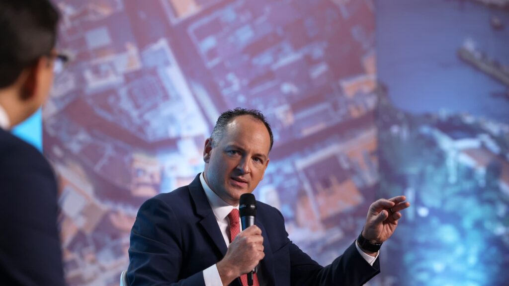 108215796 1761208862633 gettyimages 1240750907 new economy gateway.jpeg
