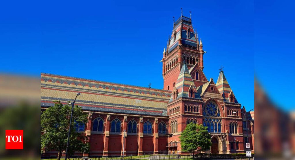 Harvard’s Class of 2029: Financial aid grows for students, while minority enrollment drops 1761361755 photo.jpg