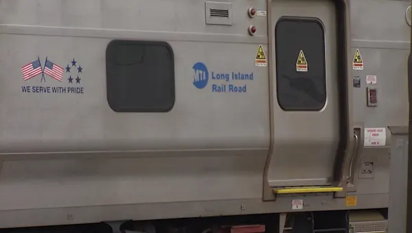 Dozens of LIRR workers accused in ‘culture of fraud’ time theft scheme 5568b610 b983 4576 ae78 9d8012041712.jpg