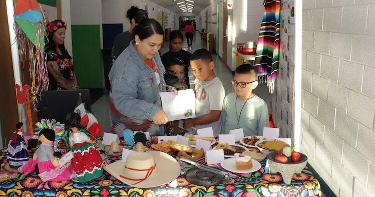Spring Creek celebrates culture with Hispanic Heritage Night | Local News 68fbb1dbceba7.image .jpg