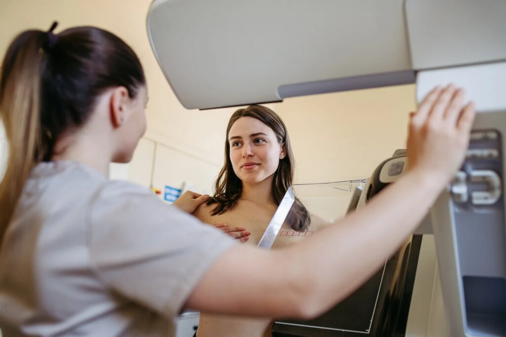 Breastcancerphoto1.jpg