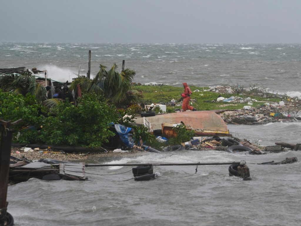 Jamaica declares disaster as ‘Monstrous Melissa’ ravages island | Climate Crisis News Ap 6900c13d322df 1761657149.jpg