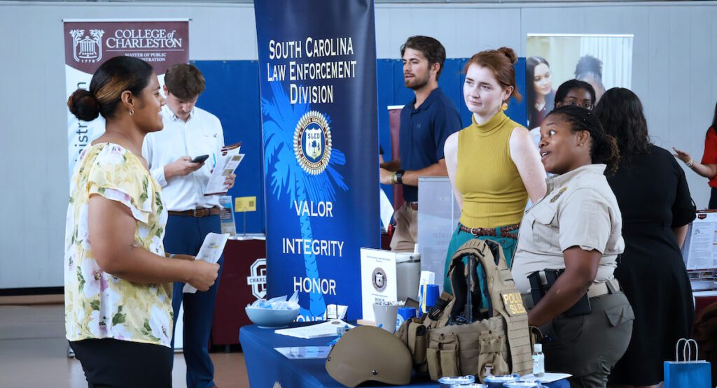 Career.fair .3.jpg