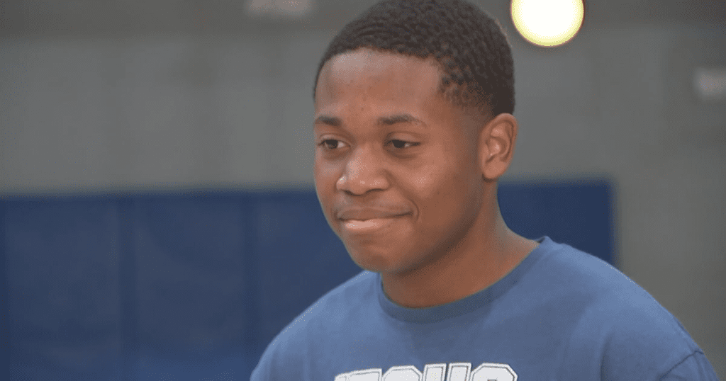 Teen overcomes high blood pressure and cholesterol through healthy lifestyle – WSOC TV Https3a2f2fcloudfront us east 1.images.arcpublishing.com2fcmg2ffu4y6wxebvhirgfgbhbpuwnmle.png