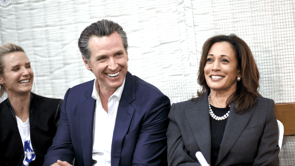 California Democrats Newsom and Harris keep 2028 presidential options open Kamala harris gavin newsom.png