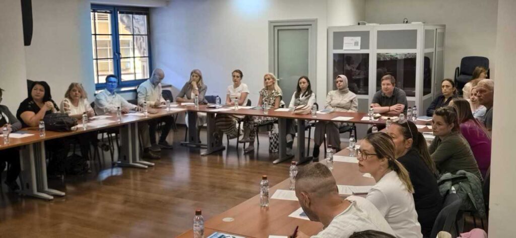 Obuka na tema evidentiranje na obvrski realizirana od akademijata za javni finansii image.jpg