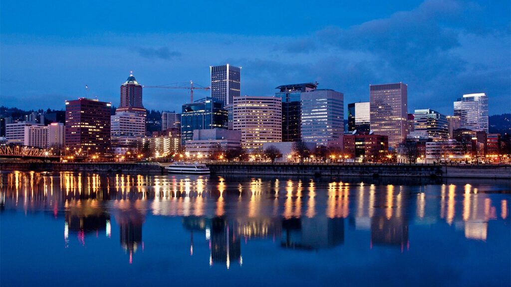 Portland skyline night.jpg