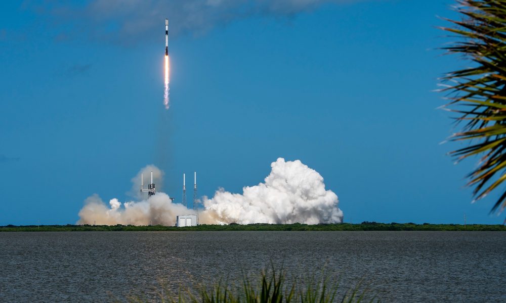 SpaceX reaches incredible Starlink milestone Spacex starlink 10000 1000x600.jpg
