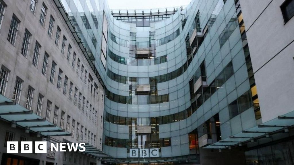 BBC director general Tim Davie and News CEO Deborah Turness resign over Trump documentary edit 19c863d0 be11 11f0 8456 eff94716b162.jpg