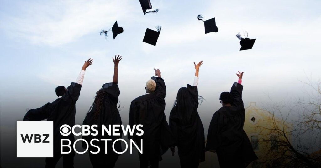 CBS NewsExpert says higher education has created an "army of unhappy customers"Jon Marcus, the higher education editor at The Hechinger Report, talks about the crisis facing colleges and universities..13 hours ago 1e06194480fe5f88085978af383134fa.jpg