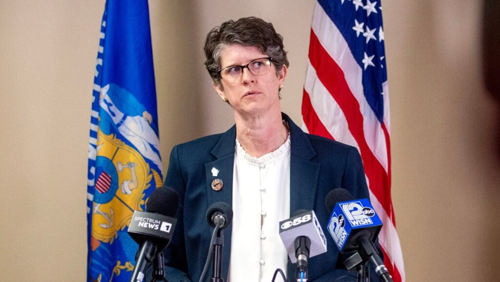 251104 underly03 scaled e1762385405769.jpg