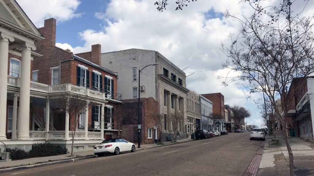 2 MS cities full of history, culture among Top 10 scenic Southern towns 5d7dba93 76c4 4d7a ac73 c015dff37226 tcl downtown natchez.jpg