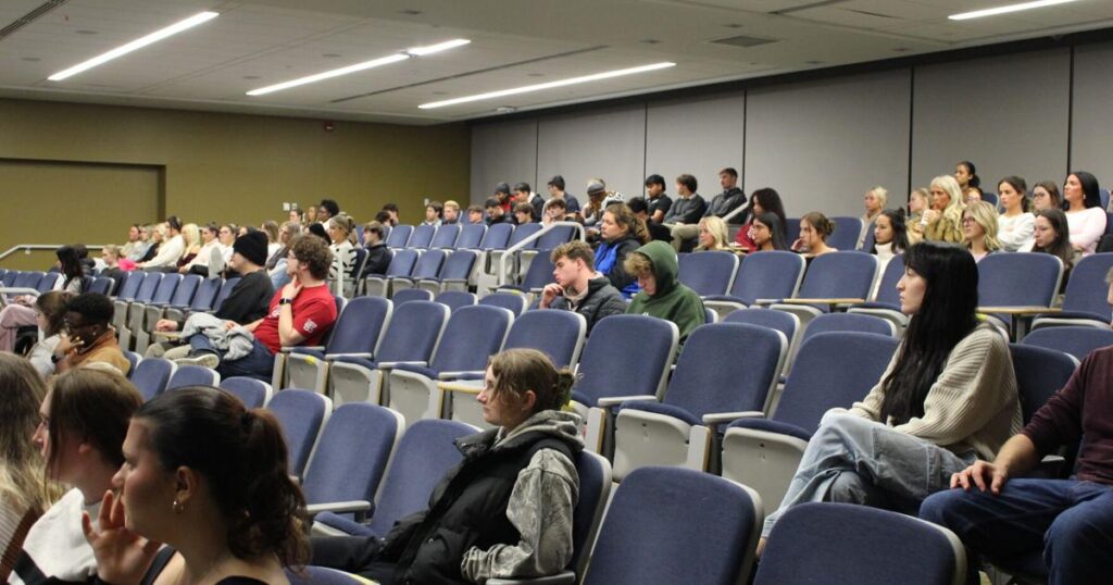 690e595b75a0f.image .jpg