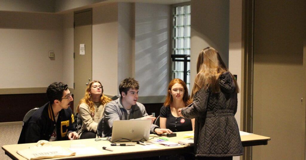 Students connect with healthcare recruiters at CPDC career meet-up | News 69178716c8ab8.image .jpg