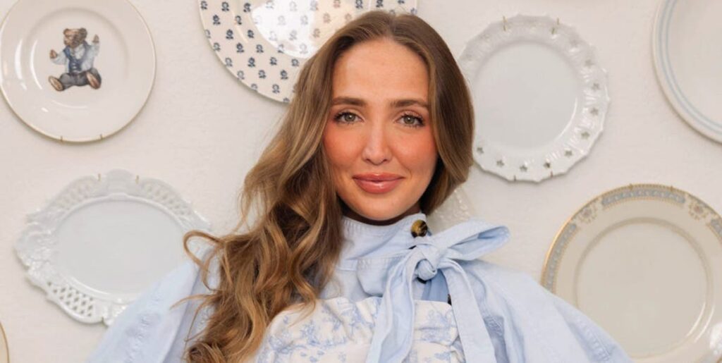 Influencer Kenzie Elizabeth’s Cozy Lifestyle Brand and ‘Grandma Hobbies’ Kenzie elizabeth friend of mine 69165517df973.jpg