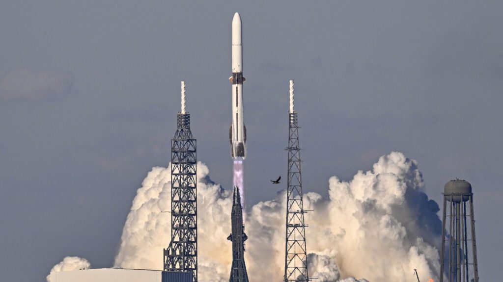 L intro 1763428227.jpg