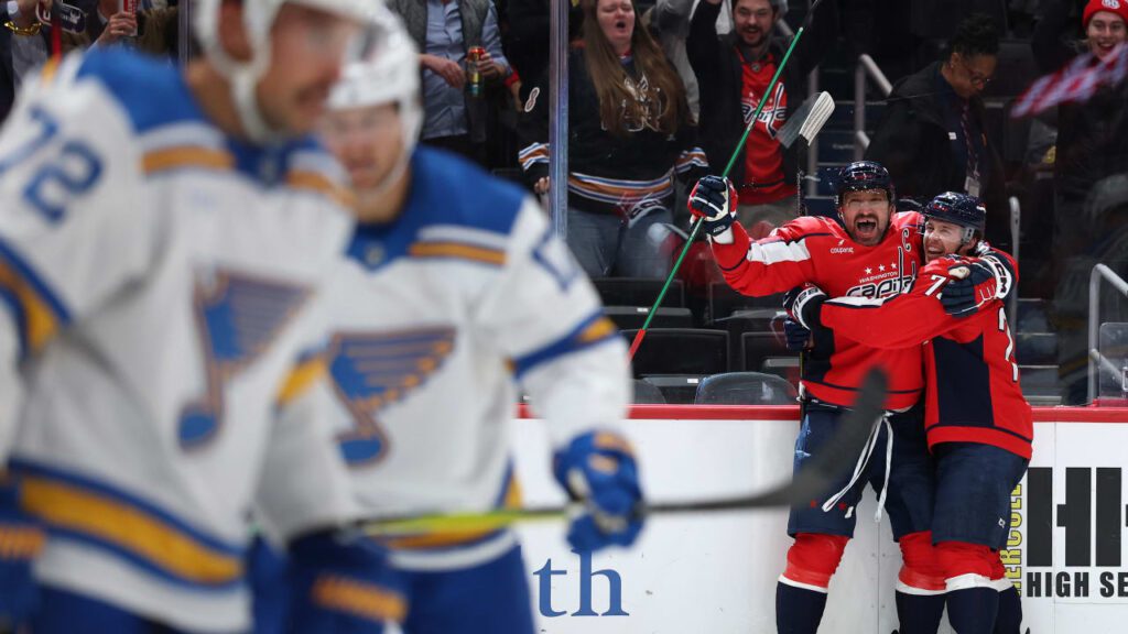 Alex Ovechkin Scores 900th Career Goal against St. Louis M579xvlsbngb0jw9kipa.jpg