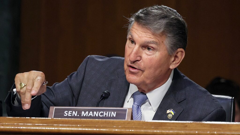 Former Dem Manchin blames Biden border failure for Trump’s return Senator joe manchin 1.jpg